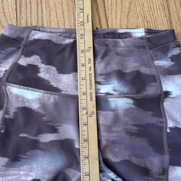 Reebok Womens 7/8 High Rise Leggings Brown/White Camo Small - Picture 7 of 8